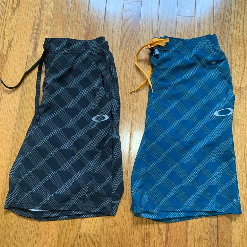 Oakley Men’s swim trunks